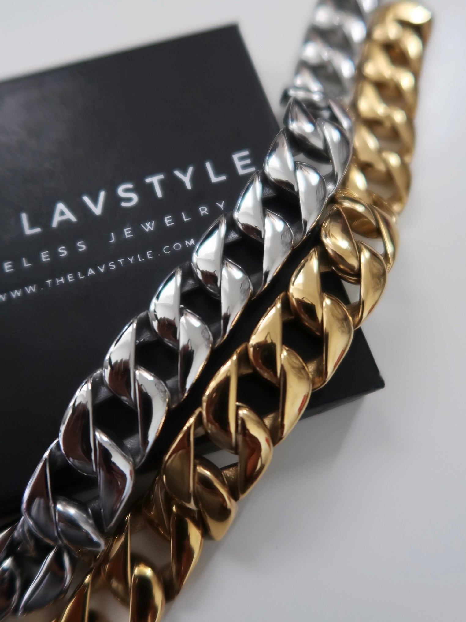 Bracelets And Bangles | THE LAVSTYLE